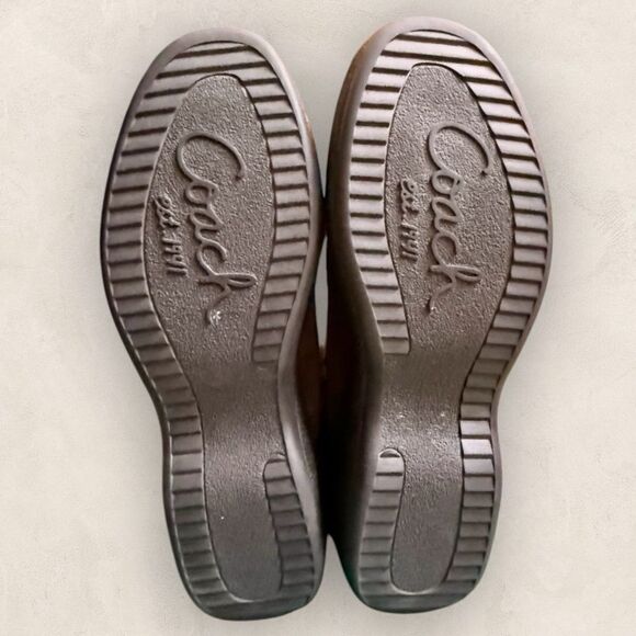 Coach winter boot beautiful fur detailing. Size 6 1/2 - Picture 6 of 7